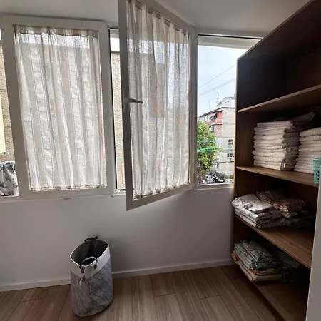 Center Jon Apartment