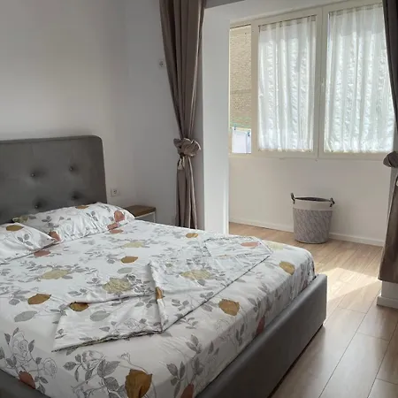 Center Jon Apartment Tirana